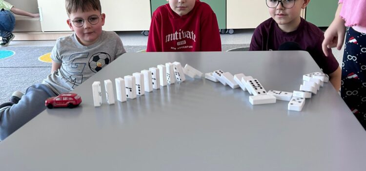 Mali Wielcy Odkrywcy – Poznajemy Ruch